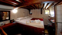 SEVEN SEAS - Double Cabin (6) Downstairs